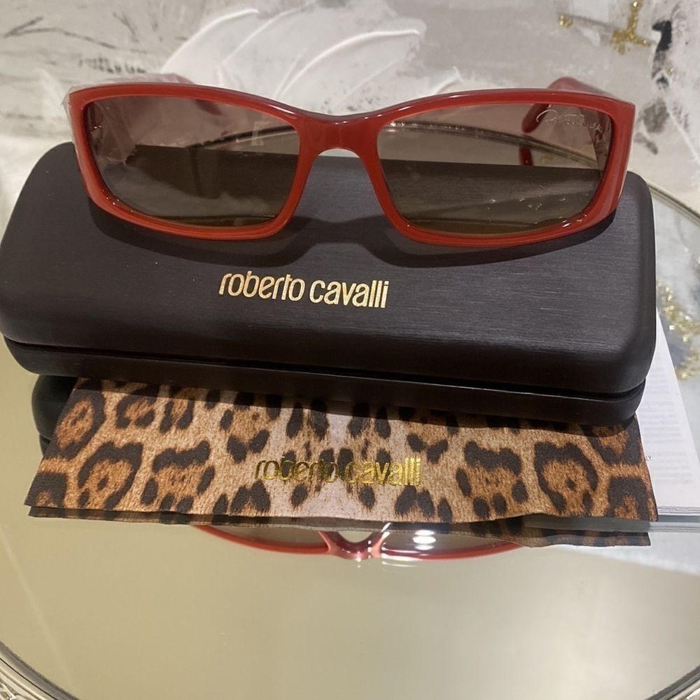Authentic 𝅺ROBERTO Cavalli Sunglasses